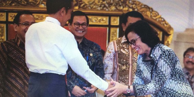 Presiden Jokowi ke Sri Mulyani: Satu-satunya menteri 