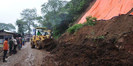 Jalur puncak ditutup 20 hari, ini jalan alternatif dari Kemenhub