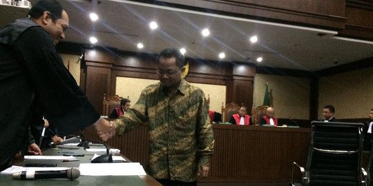 Jaksa KPK tuntut eks auditor BPK 15 tahun penjara