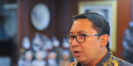 Fadli Zon soal penghargaan Sri Mulyani: Apa yang harus dibanggakan?