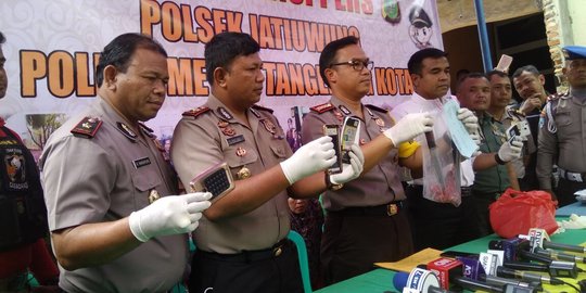 Suami jadi tersangka pembunuhan sekeluarga, motifnya kesal korban beli mobil