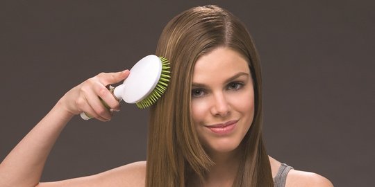 Cara Meluruskan Rambut Yang Mudah Alami Dan Tidak Merusak Rambut Anda Merdeka Com