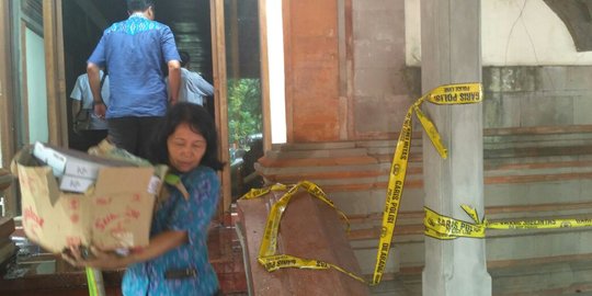 Usai kebakaran di Pemprov Bali, PNS sortir dokumen yang bisa diselamatkan