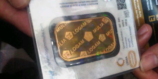 Naik lagi Rp 5.000, harga emas Antam tembus 648.000 per gram
