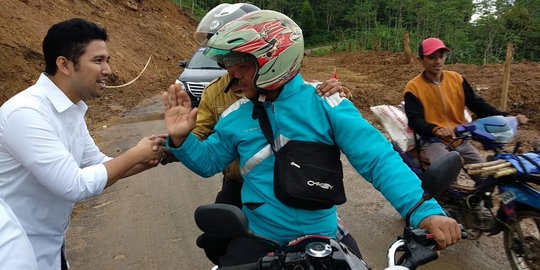 Kampanye perdana di Trenggalek, Emil Dardak jelaskan ke warga alasan maju Pilgub