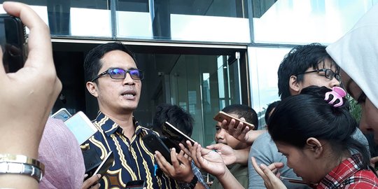 KPK imbau eksekutif lapor jika ada permintaan uang ketok palu