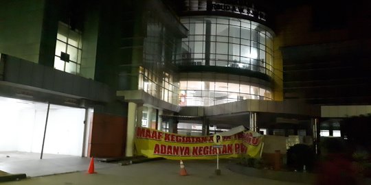 Layanan IGD RSUD AW diungsikan karena gedung retak, keluarga pasien bingung