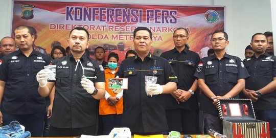 Keterangan sering berubah-ubah, polisi buru pemasok sabu ke Dhawiya