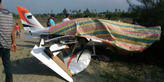 Kecelakaan pesawat, Gubernur Aceh dan penumpang selamat