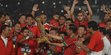 Kegembiraan tim Persija terima langsung Piala Presiden dari Jokowi