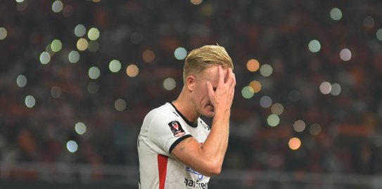 Wajah-wajah lesu pemain Bali United usai dipaksa menyerah di GBK