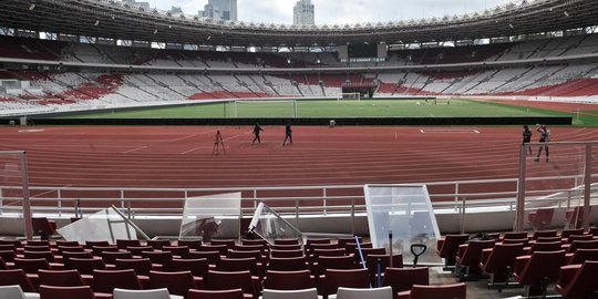 Sandiaga: Stadion bertaraf internasional tapi kelakuannya 'tarkam'