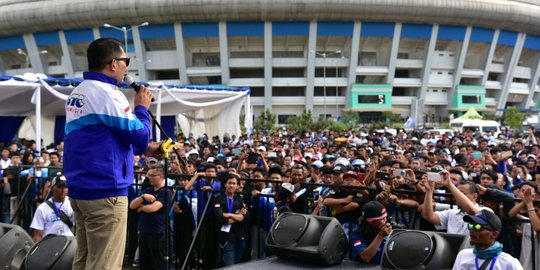 Ridwan Kamil diangkat jadi anggota kehormatan klub motor di Bandung