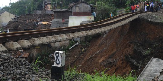 Jalur di Cijeruk selesai diperbaiki, KA Bogor Sukabumi kembali beroperasi