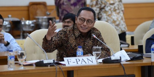 Wakil Ketua Baleg minta Jokowi tak ngambek tolak teken UU MD3