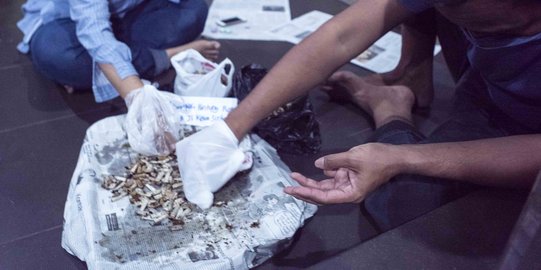 Menghitung sampah puntung