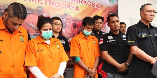 Fakta-fakta penangkapan Dhawiya anak Elvy Sukaesih akibat kasus narkoba