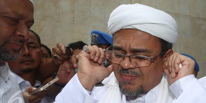 Rizieq sedih  jadi buronan sementara koruptor triliunan 