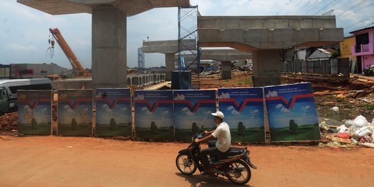 Proyek LRT dan Tol Becakayu dihentikan sementara usai girder ambruk