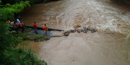 Mayat tersangkut sampah di Sungai Pepe gegerkan warga Boyolali