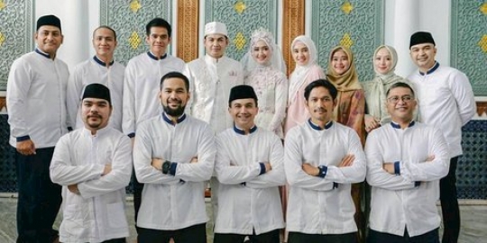 Pertemanan 'mewah' ala Teuku Wisnu - Tommy Kurniawan 