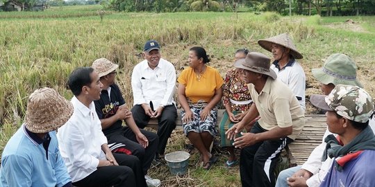 Jokowi: PKT irigasi kecil dan jalan produksi untuk distribusi pendapatan