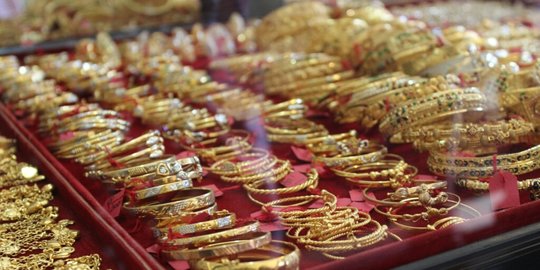 Akhir pekan, harga emas diam di Rp 641.000 per gram