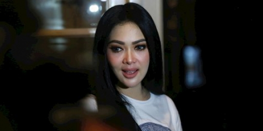 Berperan Sebagai Diri Sendiri Syahrini Tak Temui 