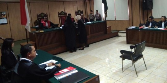 Kuasa Hukum Ahok serahkan berkas PK setebal 156 lembar ke Majelis Hakim