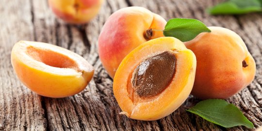 10 Khasiat buah aprikot, kuatkan tulang hingga mempercantik kulit |  merdeka.com