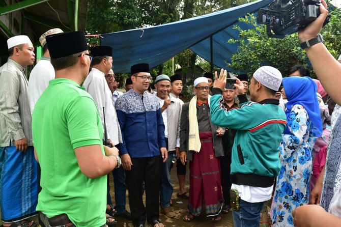 ridwan kamil di pesantren di garut