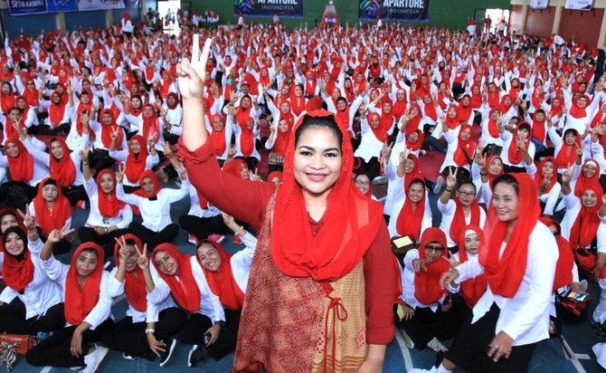 relawan 039rampak sarinah039 mantap dukung gus ipul puti guntur di pilgub jatim