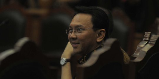 Dari balik penjara, Ahok masih bantu warga