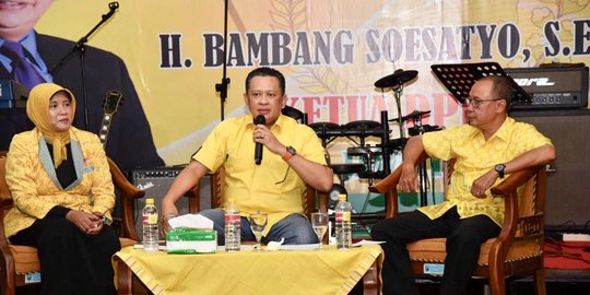 Bamsoet dorong Kemendikbud dan KemenPAN perjuangkan nasib guru honorer