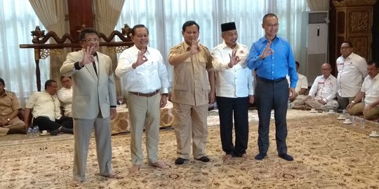 Prabowo bersama PKS dan PAN gelar pertemuan tertutup bahas Pilgub Jabar