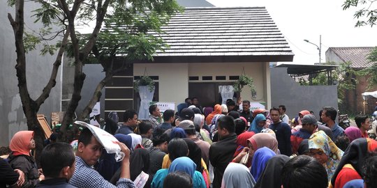 Antusiasme ratusan warga daftar jadi konsumen rumah tapak DP 0 Rupiah