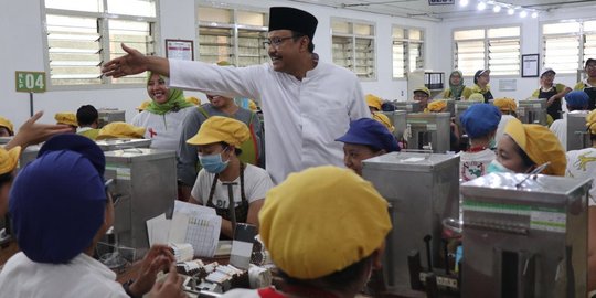 Karena konsisten, ribuan buruh rokok Malang dukung Gus Ipul-Puti