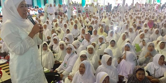 Di depan jemaah NU, Khofifah minta restu pimpin Jatim