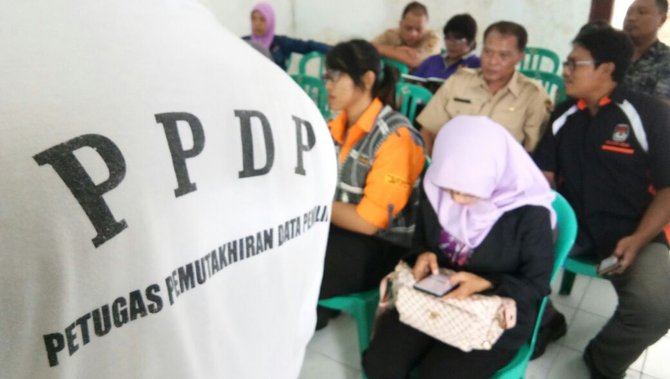 kpu kota kediri mutakhirkan data pemilih