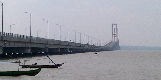 Bawa lima paket sabu, Nandi ditangkap di Jembatan Suramadu