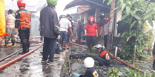 6 Rumah di Samarinda hangus terbakar, pemilik selamatkan diri sambil merangkak