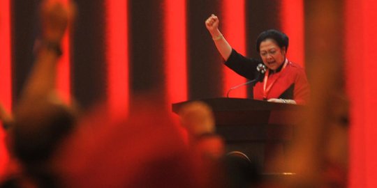 Megawati bahagia & terhormat diberi gelar doktor hanura causa oleh IPDN