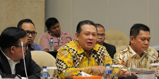 DPR tak masalah pemerintah minta penundaan kasus korupsi calon kepala daerah