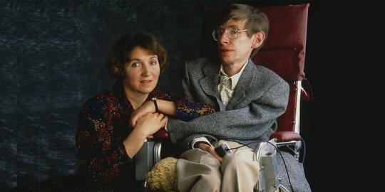 Pemikiran Stephen Hawking soal hidup, otak manusia dan perempuan