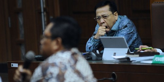 Setnov ngantuk saat dengar kesaksian Wakil Ketua MPR