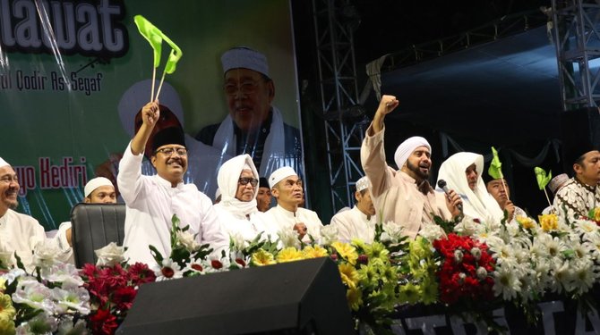 gus ipul hadir di acara lirboyo bersholawat