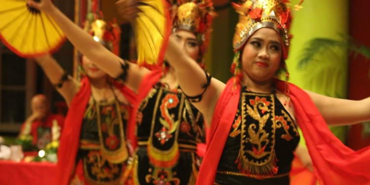 Tari Gandrung Sewu Wujud Syukur Petani Di Musim Panen Merdeka Com