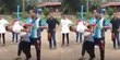 Beredar video diduga guru hajar murid secara brutal di depan sekolah