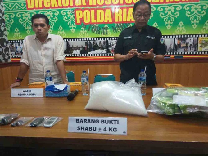 dua pelaku pembawa sabu 4 kilogram