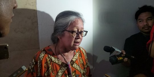 Nenek CW yang tinggal bertahun-tahun di hotel ungkap asal usul anak asuh